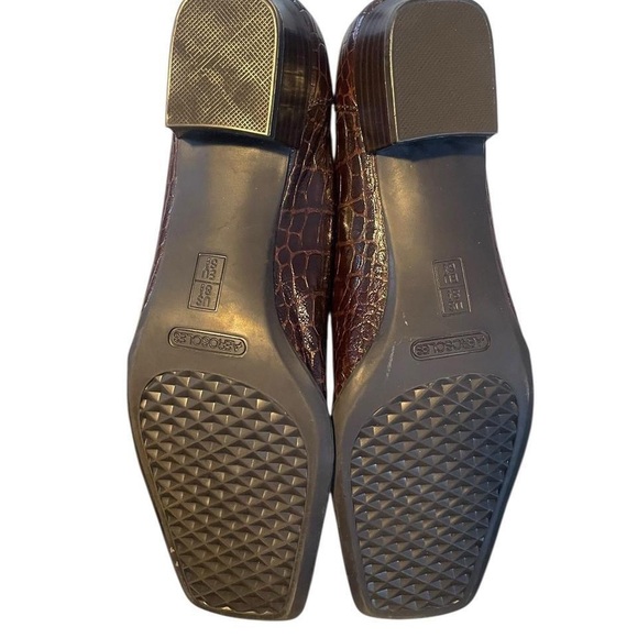 AEROSOLES Croc-Embossed Dark Brown Leather Loafers 8.5 Square Toe - Picture 6 of 7